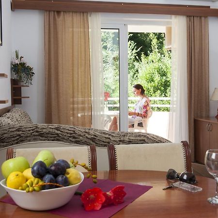 Htp Velika Plaza Ulcinj Hotel Room photo